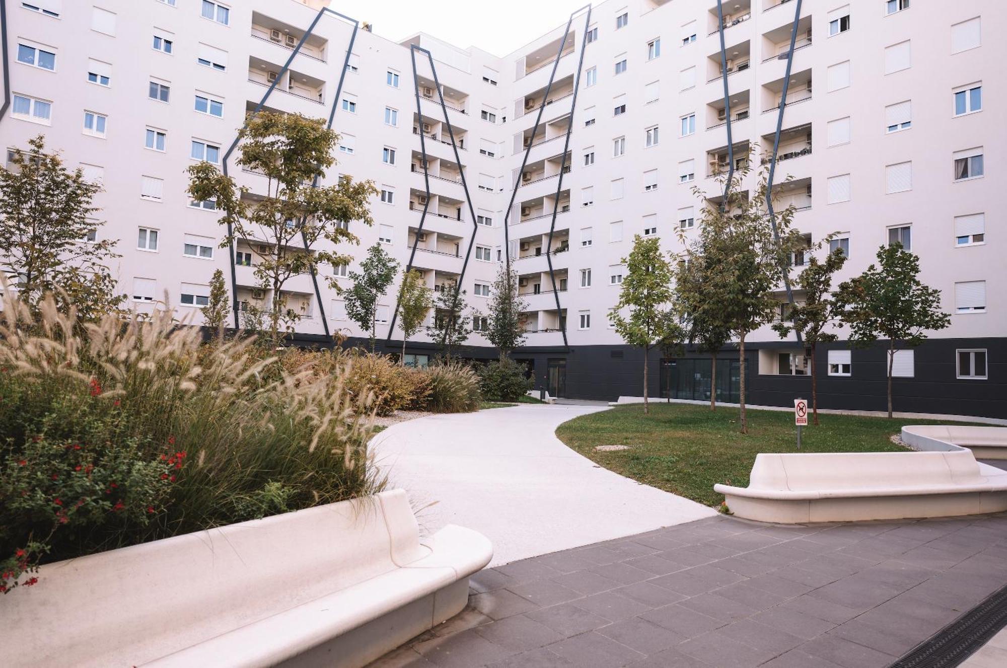 Flexible Selfcheckins 66 - Zagreb - Loggia - 80M2 - New - Luxury - Garage - 2 Bedrooms Extérieur photo